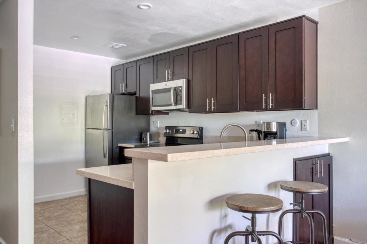 Woodland Hills 1br W Pool Gym Nr Warner Center Lax-893 Apartamento Los Ángeles
