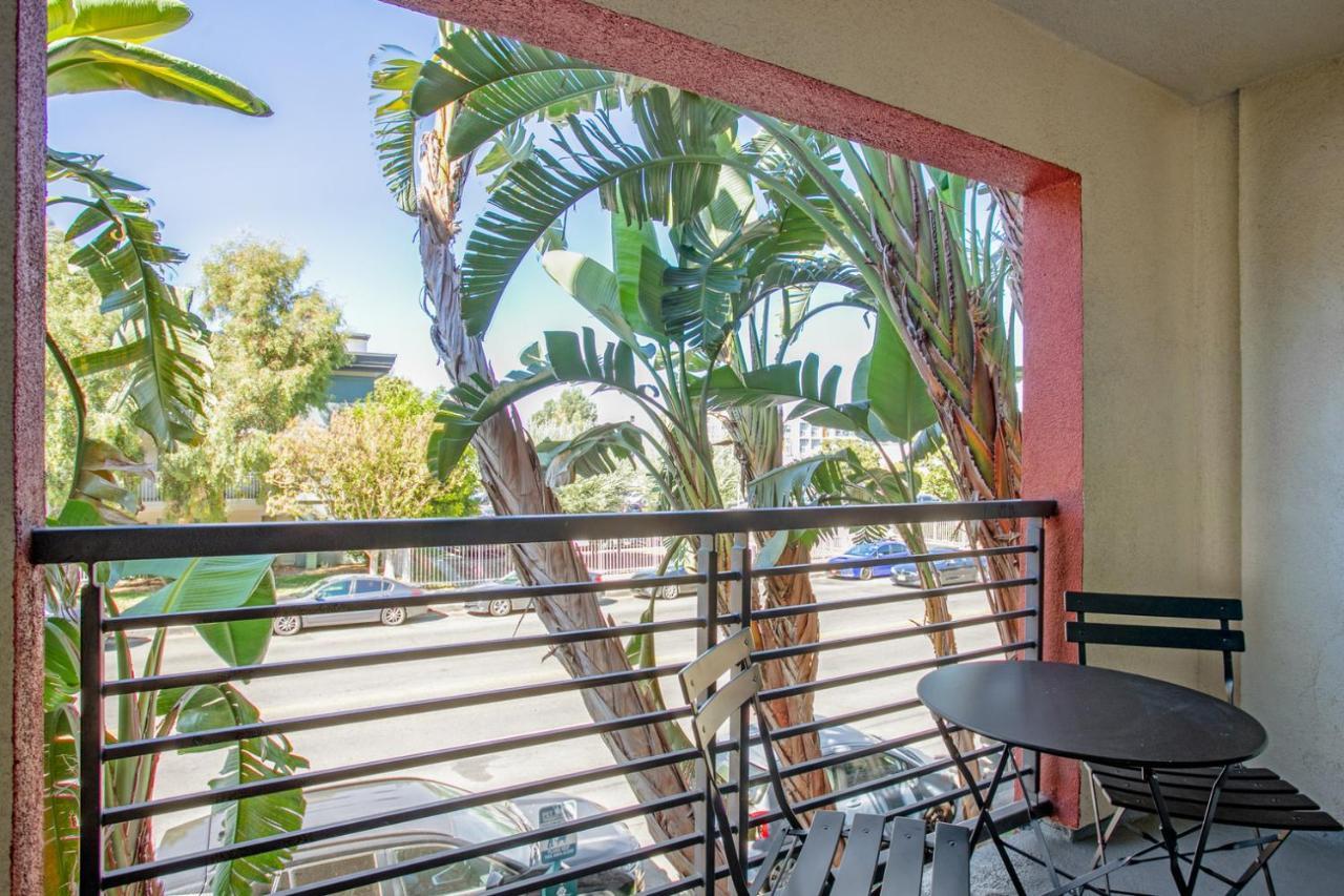 Woodland Hills 1br W Pool Gym Nr Warner Center Lax-893 Apartamento Los Ángeles